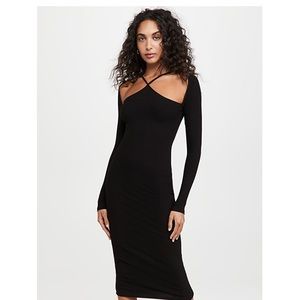 Lioness crossing the line midi dress